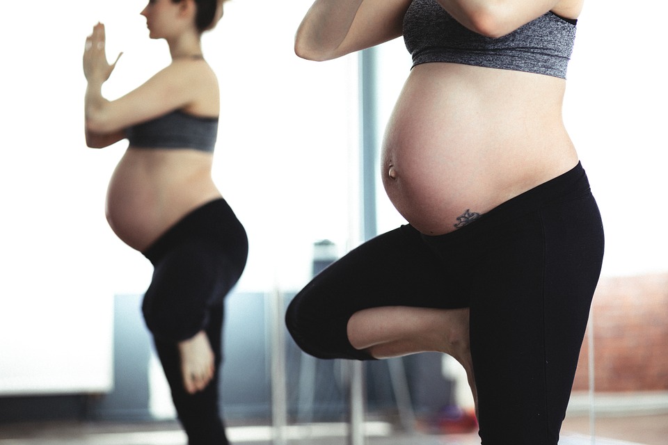 10 Simple Home Exercises for Pregnant Women